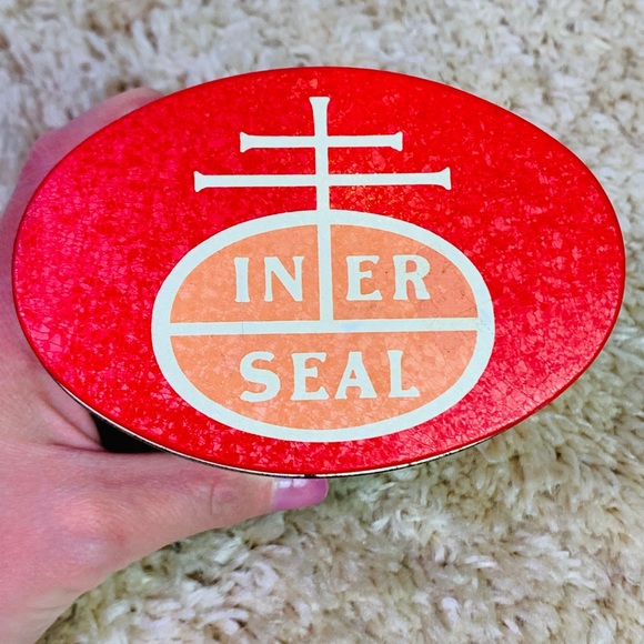 Retro Reprint Nabisco Saltine Cracker Tin - Picture 3 of 7